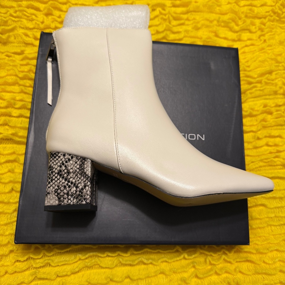 French Connection Ivory Booties, gorgeous snakeskin print on heel, NIB $128 MSRP